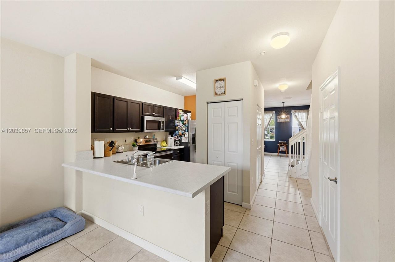 142 SE 28th Ter , Unit 6, Homestead, FL 33033 Photo