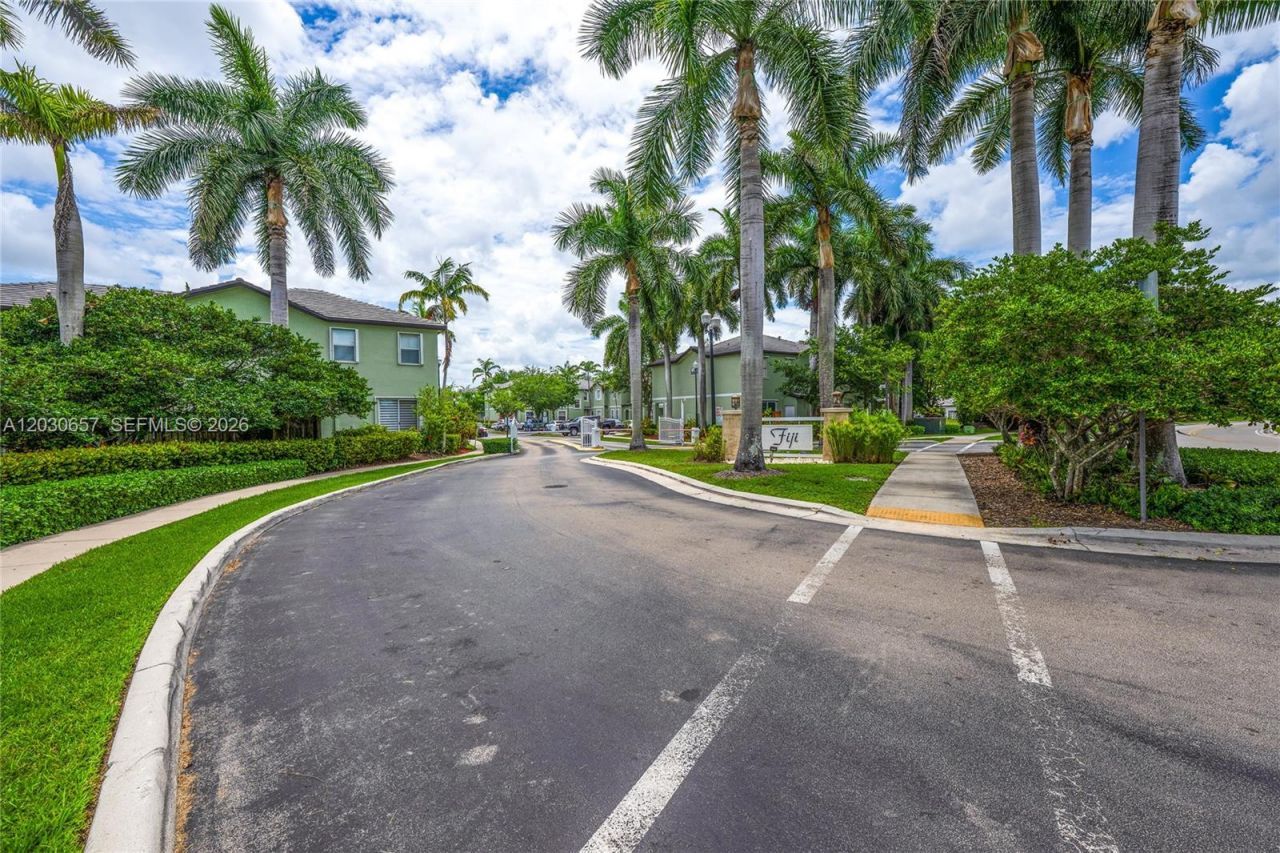 142 SE 28th Ter , Unit 6, Homestead, FL 33033 Photo