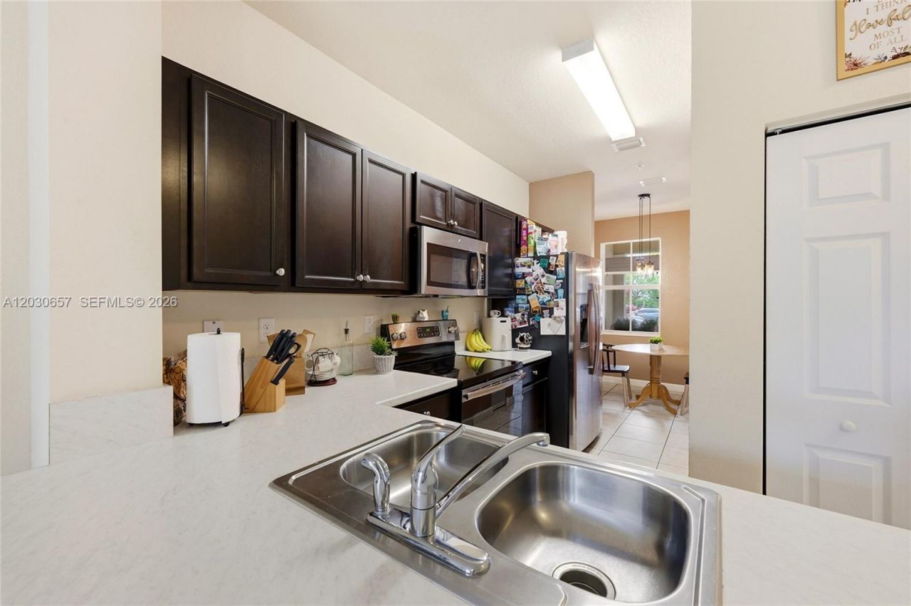 142 SE 28th Ter , Unit 6, Homestead, FL 33033 Photo
