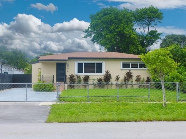 161 E 36th St , Hialeah, FL 33013