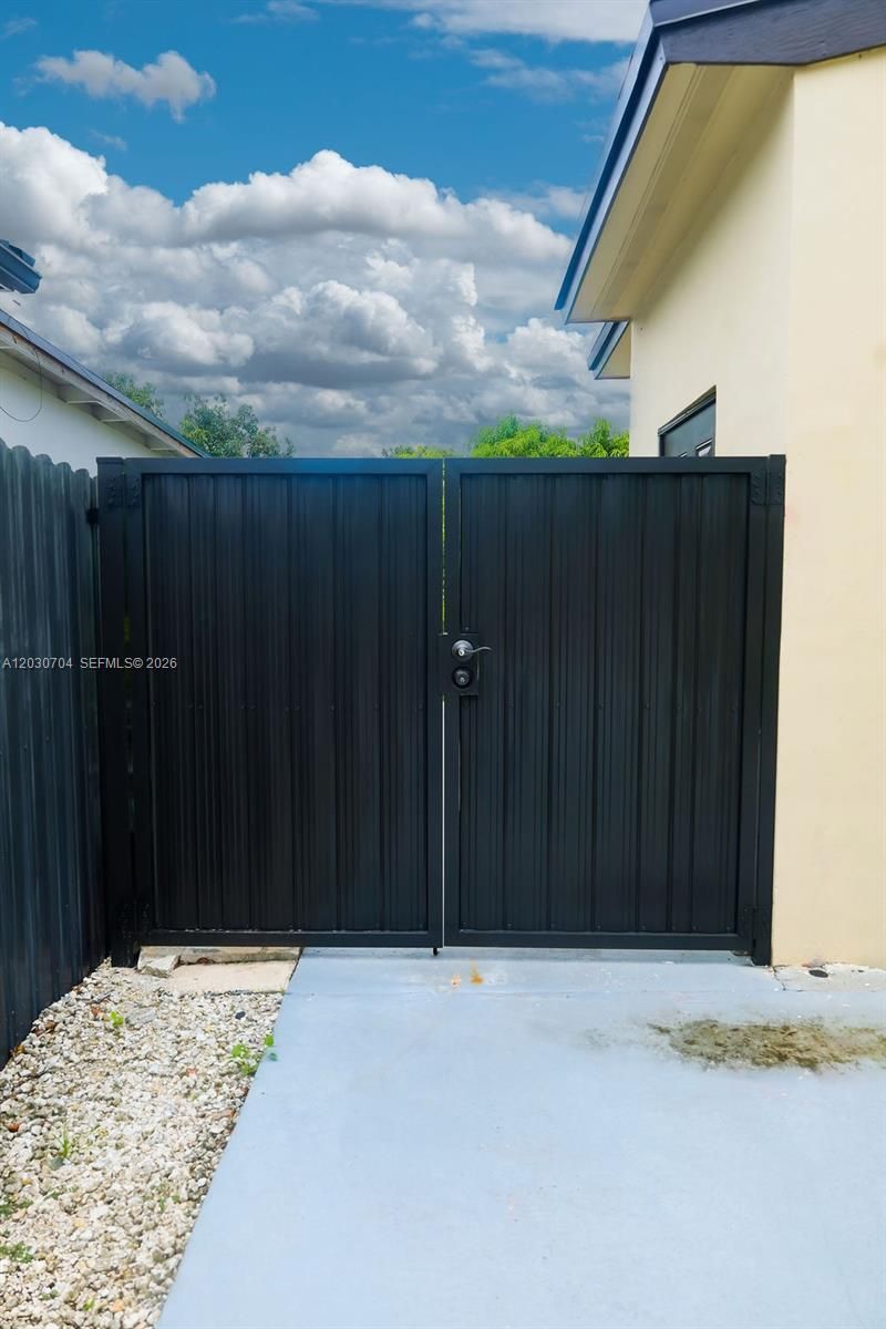 161 E 36th St , Hialeah, FL 33013 Photo