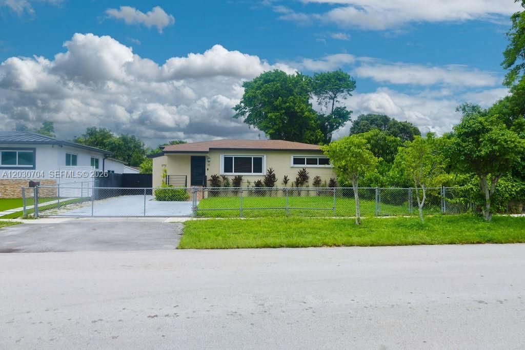 161 E 36th St , Hialeah, FL 33013 Photo