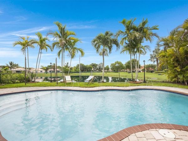 2001 SE 14th Cir , Homestead, FL 33035