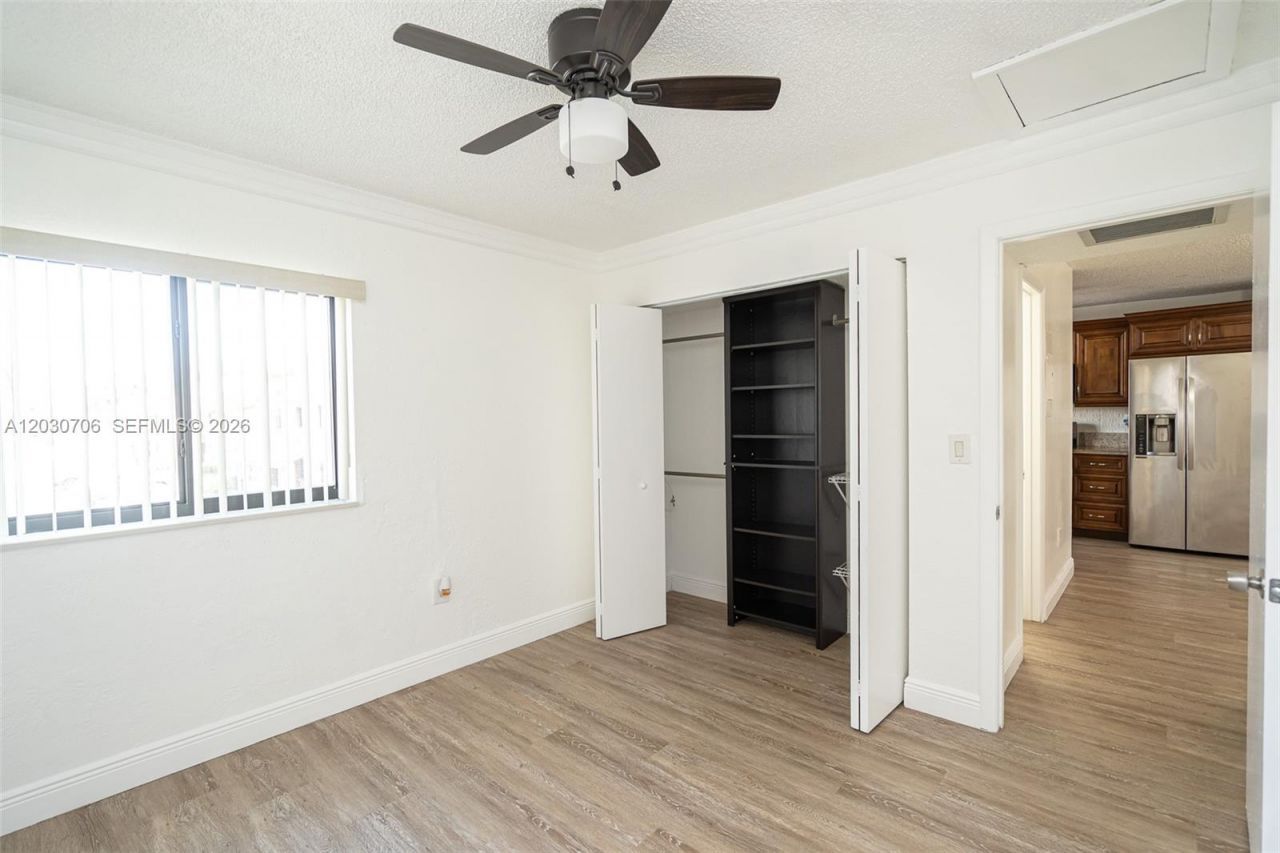 2740 W 62nd Pl , Unit 201, Hialeah, FL 33016 Photo