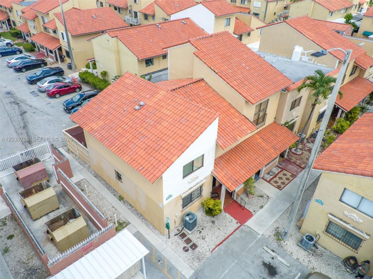 2740 W 62nd Pl , Unit 201, Hialeah, FL 33016 Photo