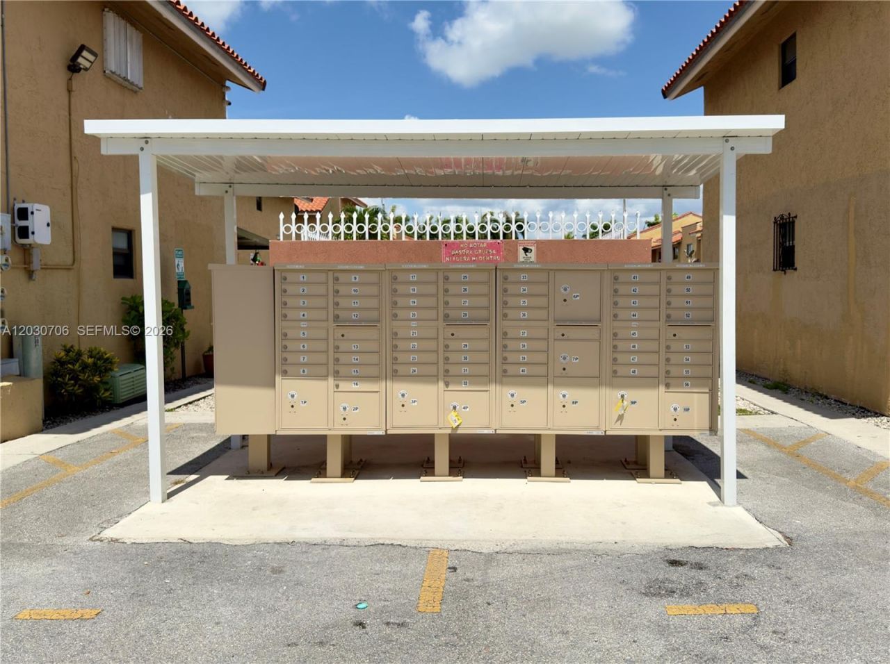 2740 W 62nd Pl , Unit 201, Hialeah, FL 33016 Photo