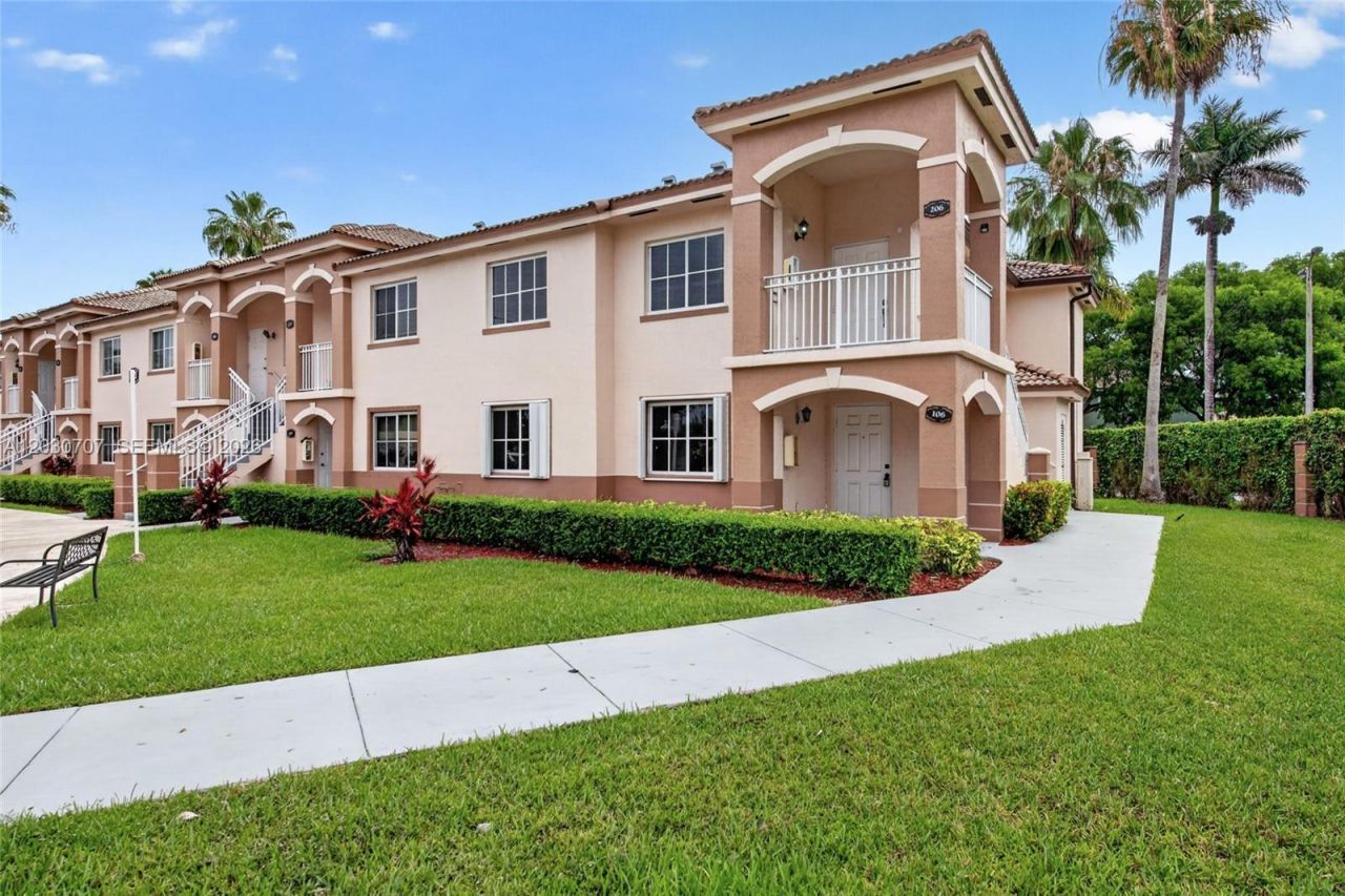 2721 SE 12th Pl , Unit 206, Homestead, FL 33035 Photo