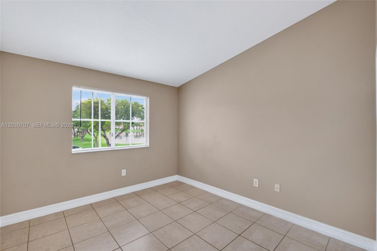 2721 SE 12th Pl , Unit 206, Homestead, FL 33035 Photo