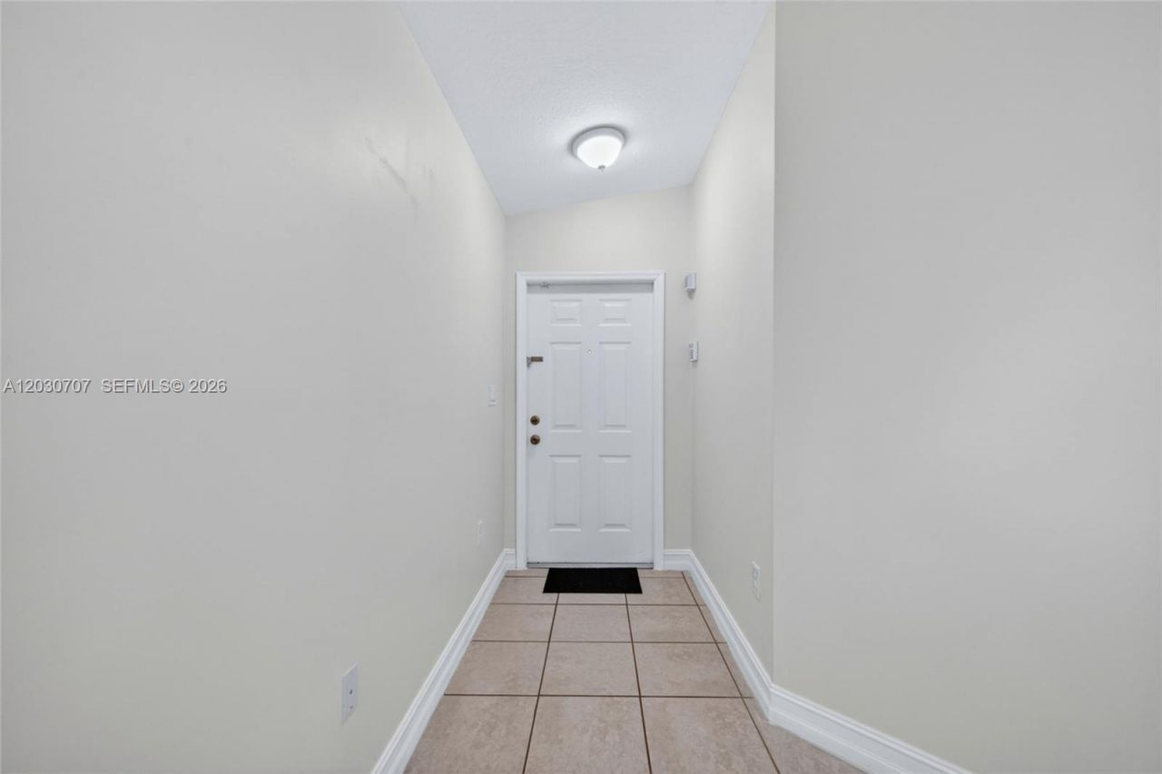2721 SE 12th Pl , Unit 206, Homestead, FL 33035 Photo