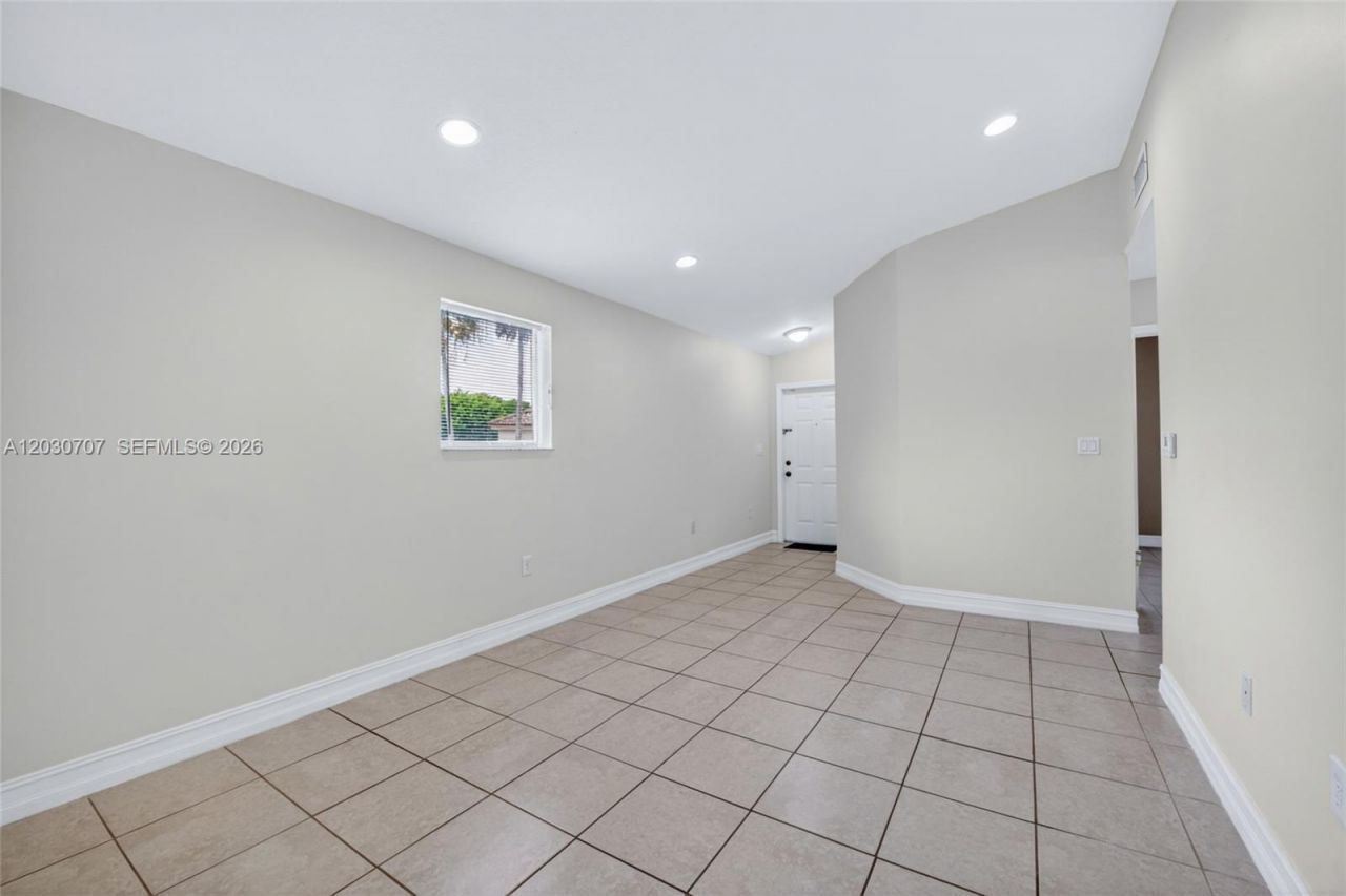 2721 SE 12th Pl , Unit 206, Homestead, FL 33035 Photo