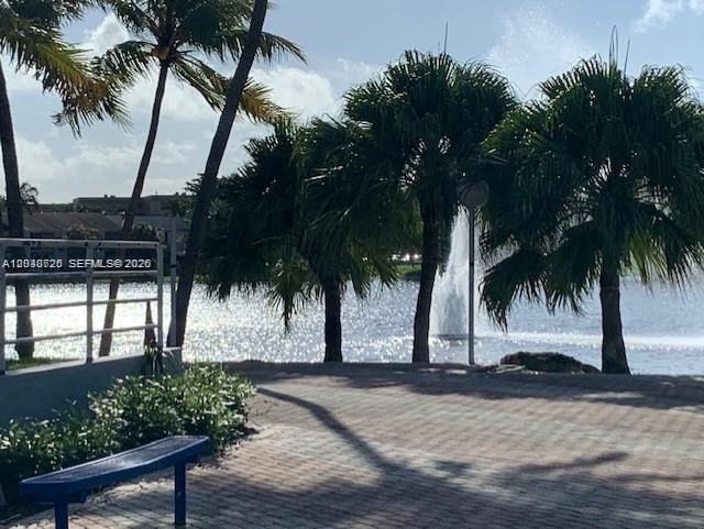 Please Call For Address, Unit D422, Miami, FL 33172 Photo