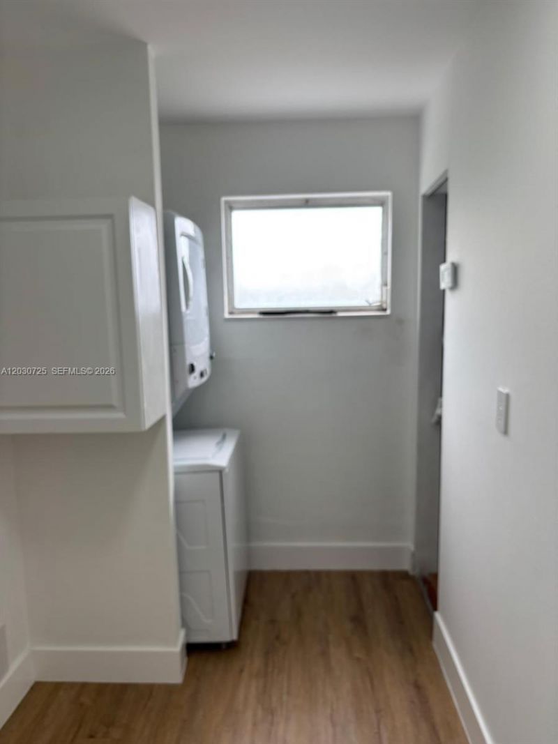 Please Call For Address, Unit D422, Miami, FL 33172 Photo