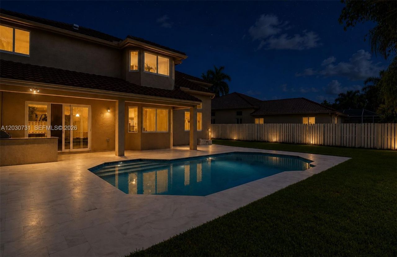 852 Heritage Dr , Weston, FL 33326 Photo