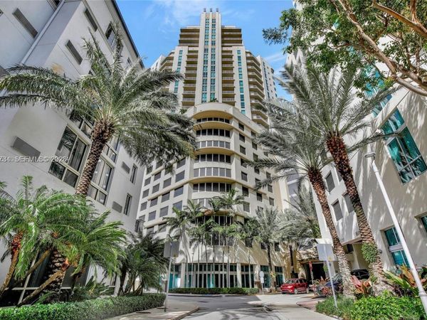 9055 SW 73rd Ct , Unit 1504, Miami, FL 33156