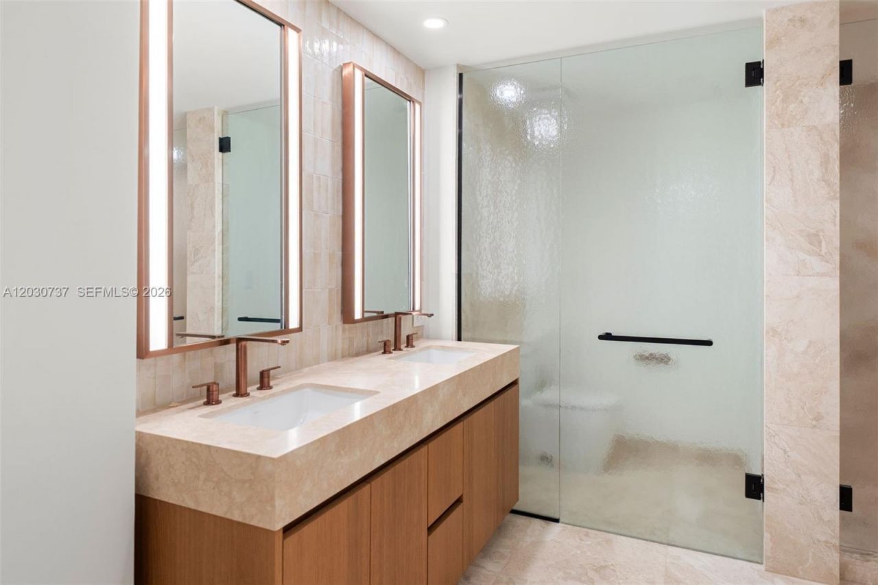 1176 97th Street, Unit 302, Bay Harbor Islands, FL 33154 Photo