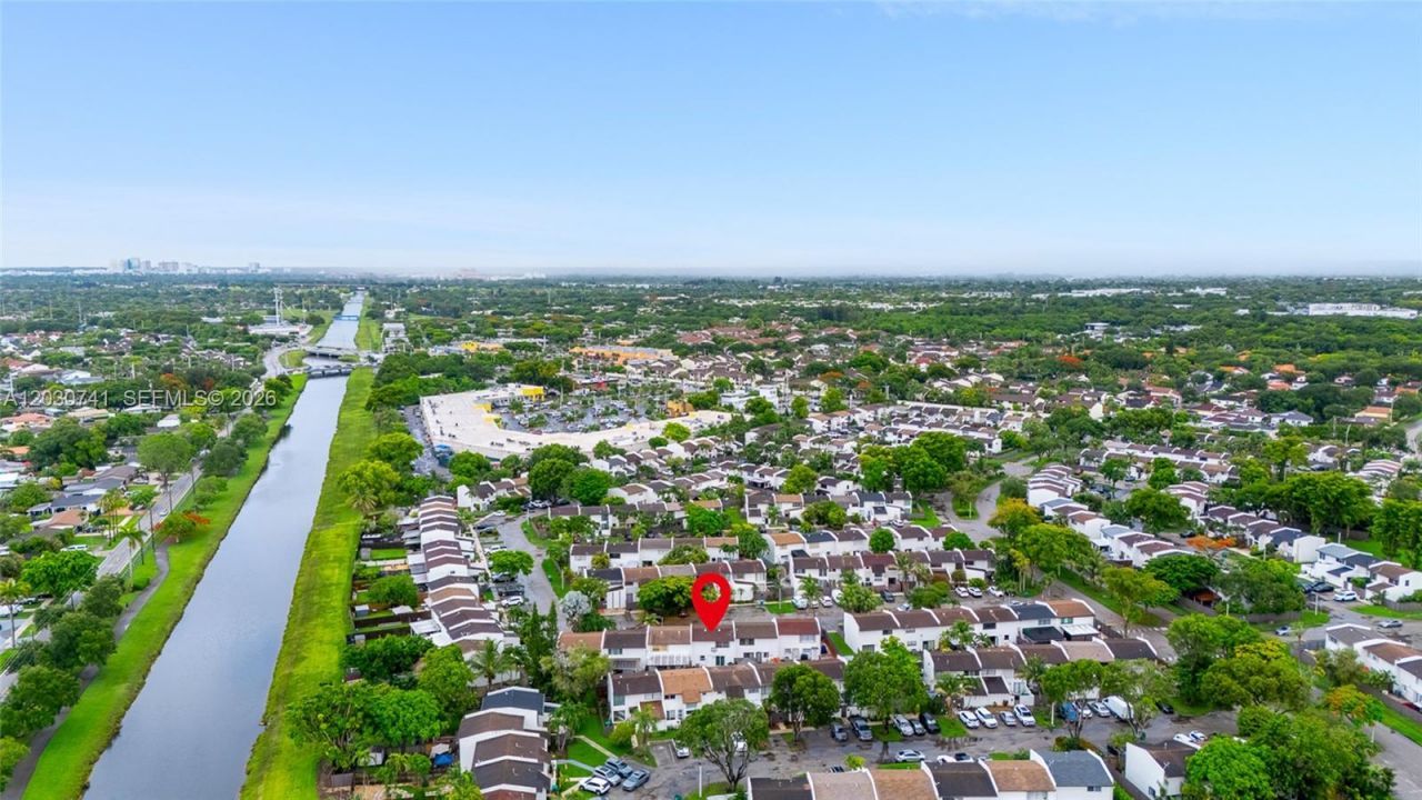6912 SW 110th Ave , Miami, FL 33173 Photo