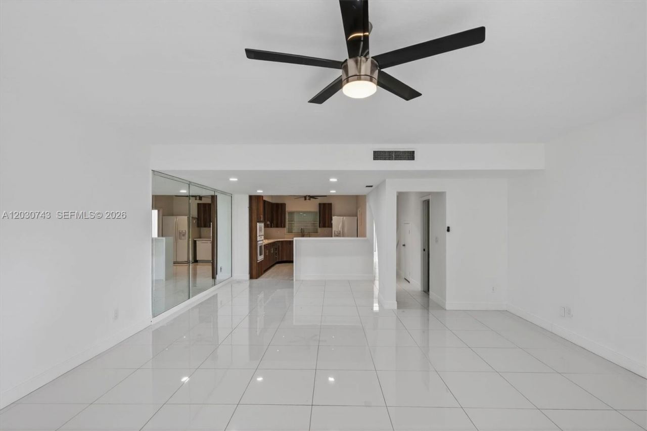8875 SW 62nd Ter , Unit 10-D, Miami, FL 33173 Photo