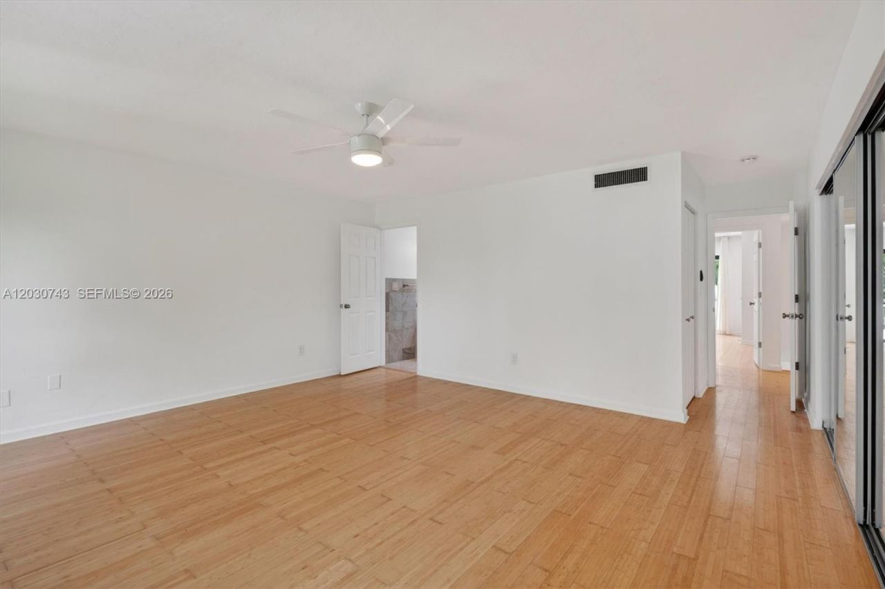 8875 SW 62nd Ter , Unit 10-D, Miami, FL 33173 Photo