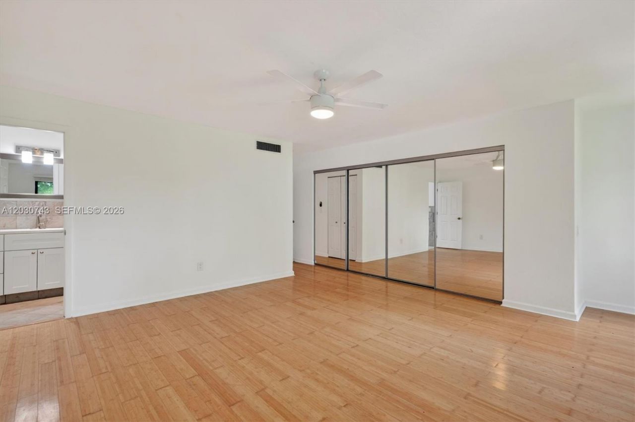 8875 SW 62nd Ter , Unit 10-D, Miami, FL 33173 Photo