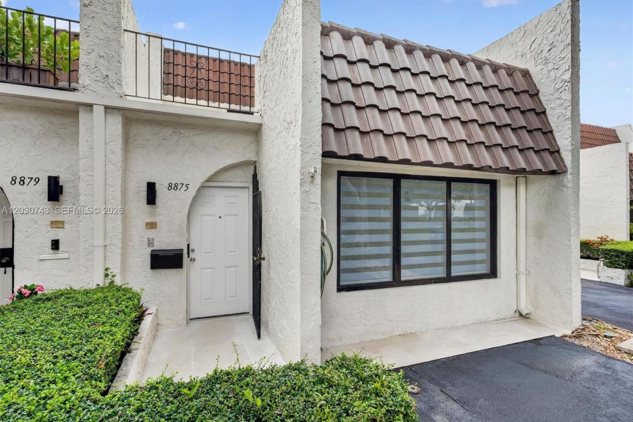 8875 SW 62nd Ter , Unit 10-D, Miami, FL 33173 Photo