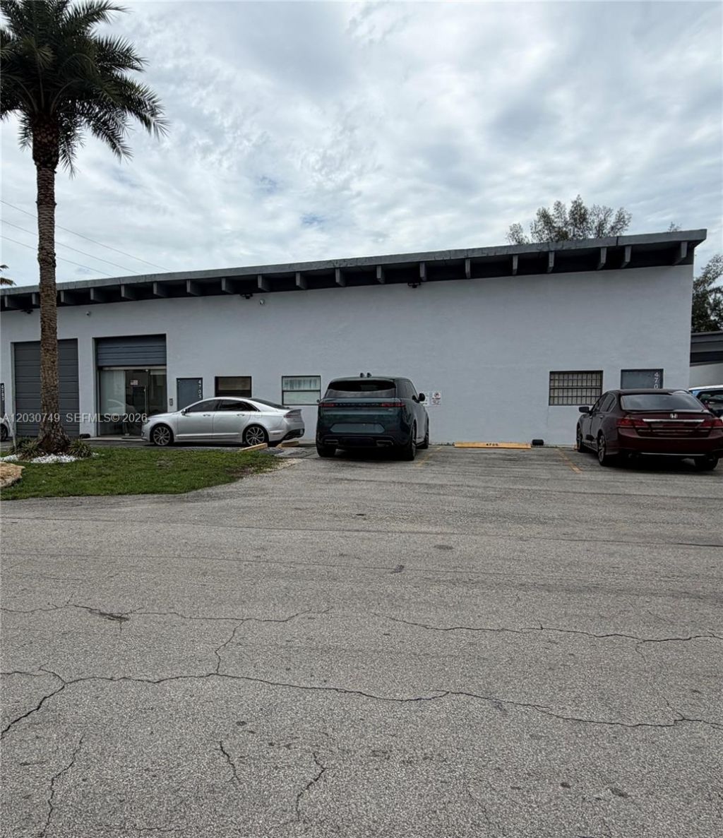 4705 SW 74th Ave , Miami, FL 33155 Photo