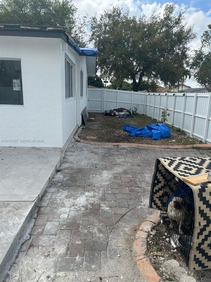 6331 NW 110th Ter , Unit -, Hialeah, FL 33012 Photo