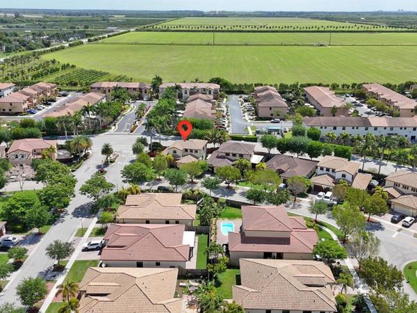 3698 SE 2nd Dr , Homestead, FL 33033