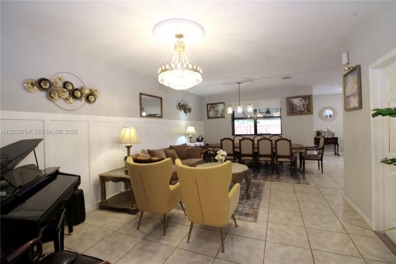 3698 SE 2nd Dr , Homestead, FL 33033 Photo