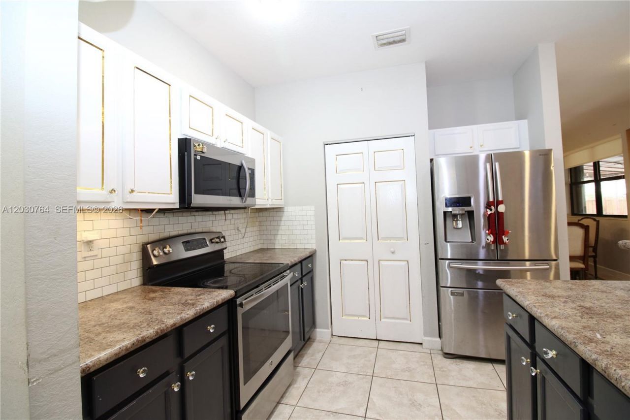 3698 SE 2nd Dr , Homestead, FL 33033 Photo