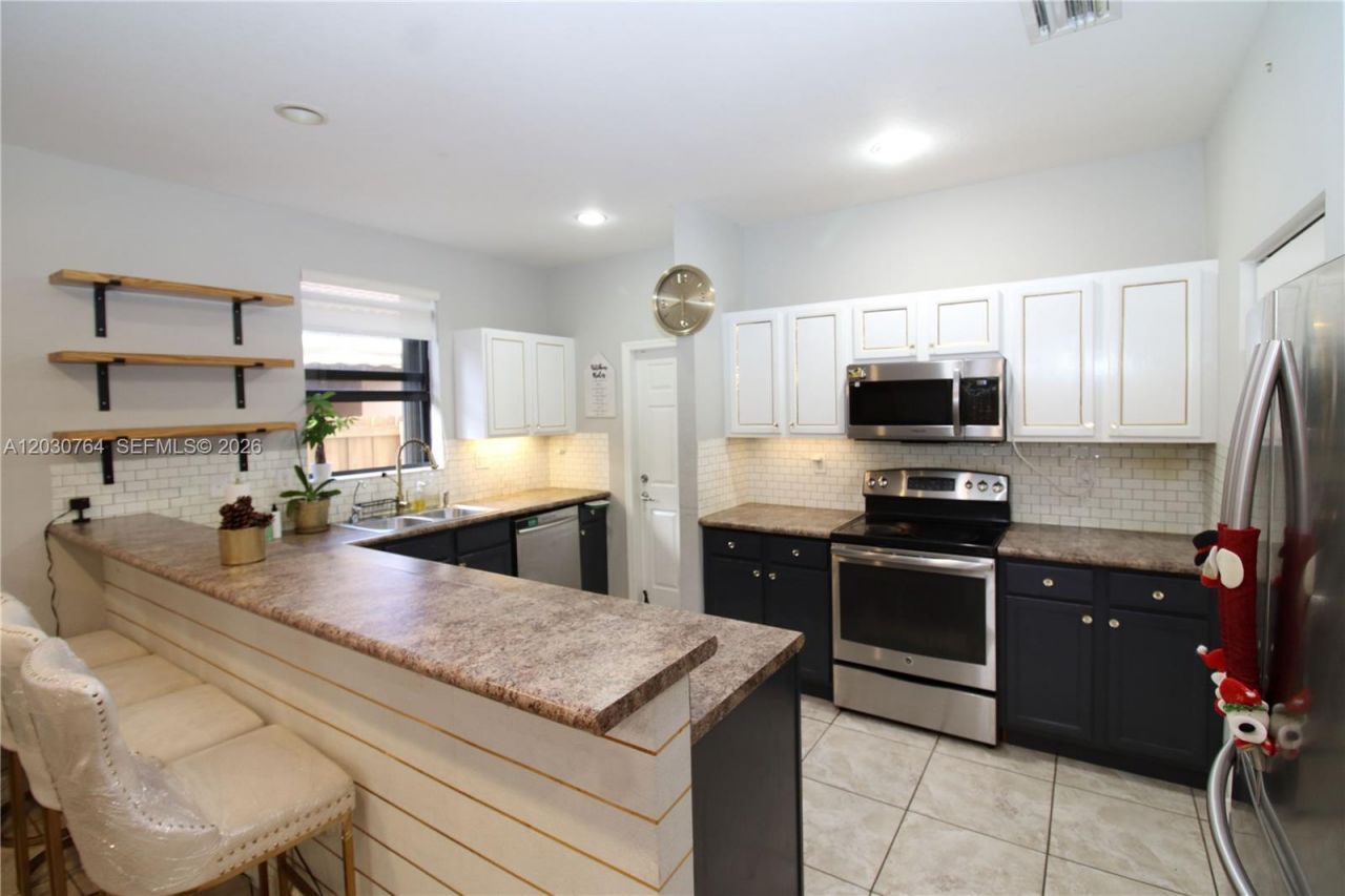 3698 SE 2nd Dr , Homestead, FL 33033 Photo