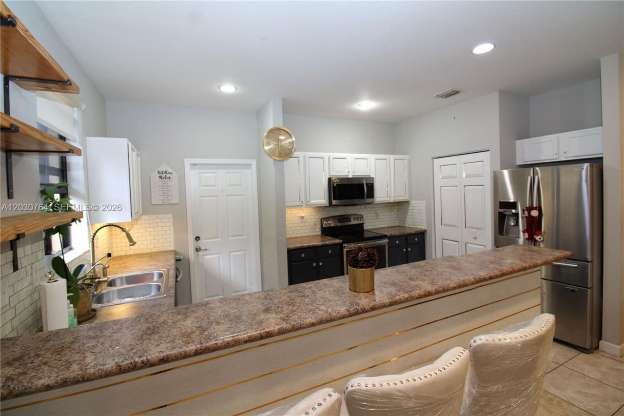3698 SE 2nd Dr , Homestead, FL 33033 Photo