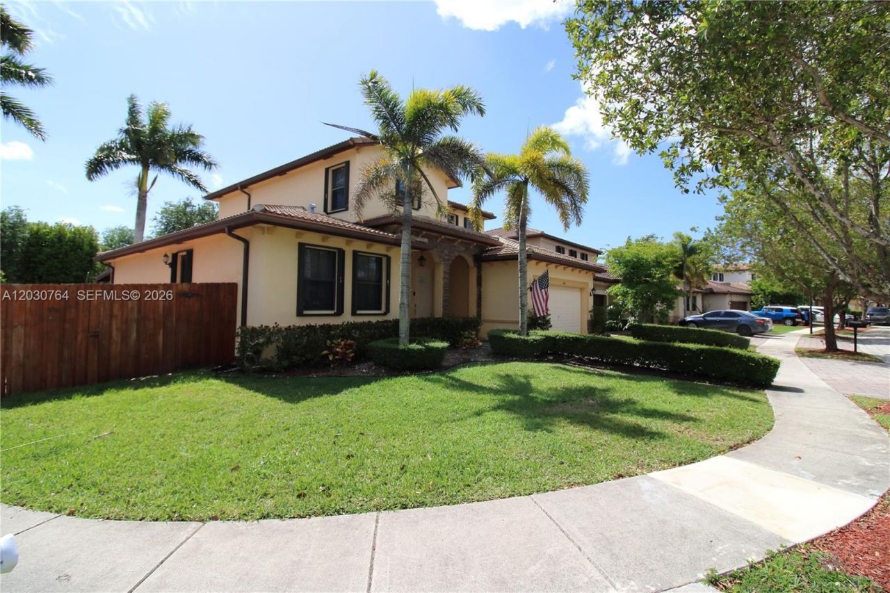 3698 SE 2nd Dr , Homestead, FL 33033 Photo