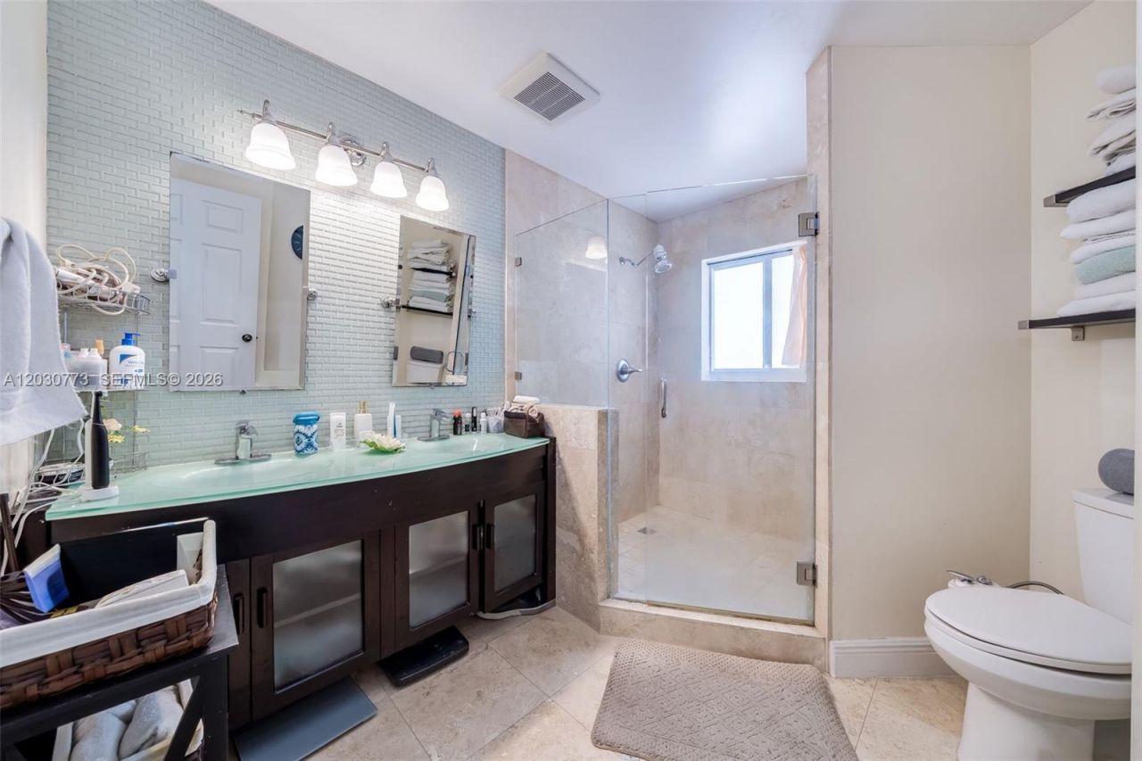 1901 NW 180th Way , Pembroke Pines, FL 33029 Photo