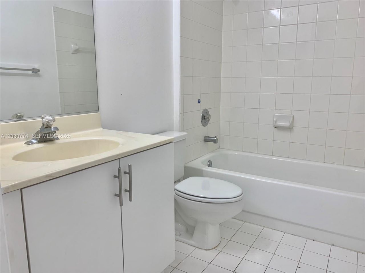 14807 Balgowan Rd , Unit 101-12, Miami Lakes, FL 33016 Photo