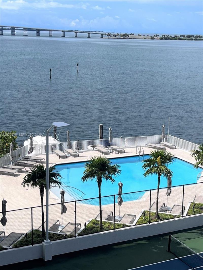 200 SE 15th Rd , Unit 6A, Miami, FL 33129 Photo
