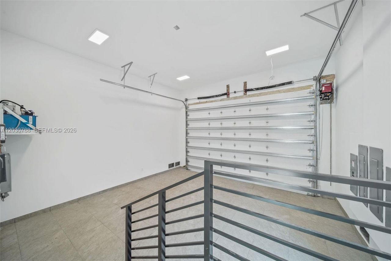278 190th St, Sunny Isles Beach, FL 33160 Photo