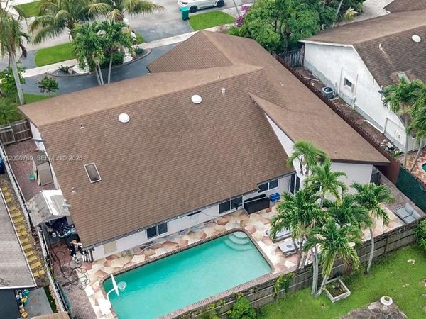 7363 NW 49th St , Lauderhill, FL 33319