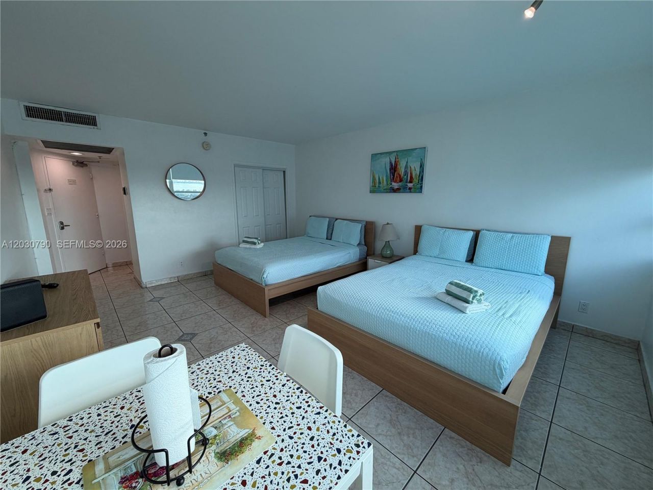 5445 Collins Ave , Unit 1506, Miami Beach, FL 33140 Photo