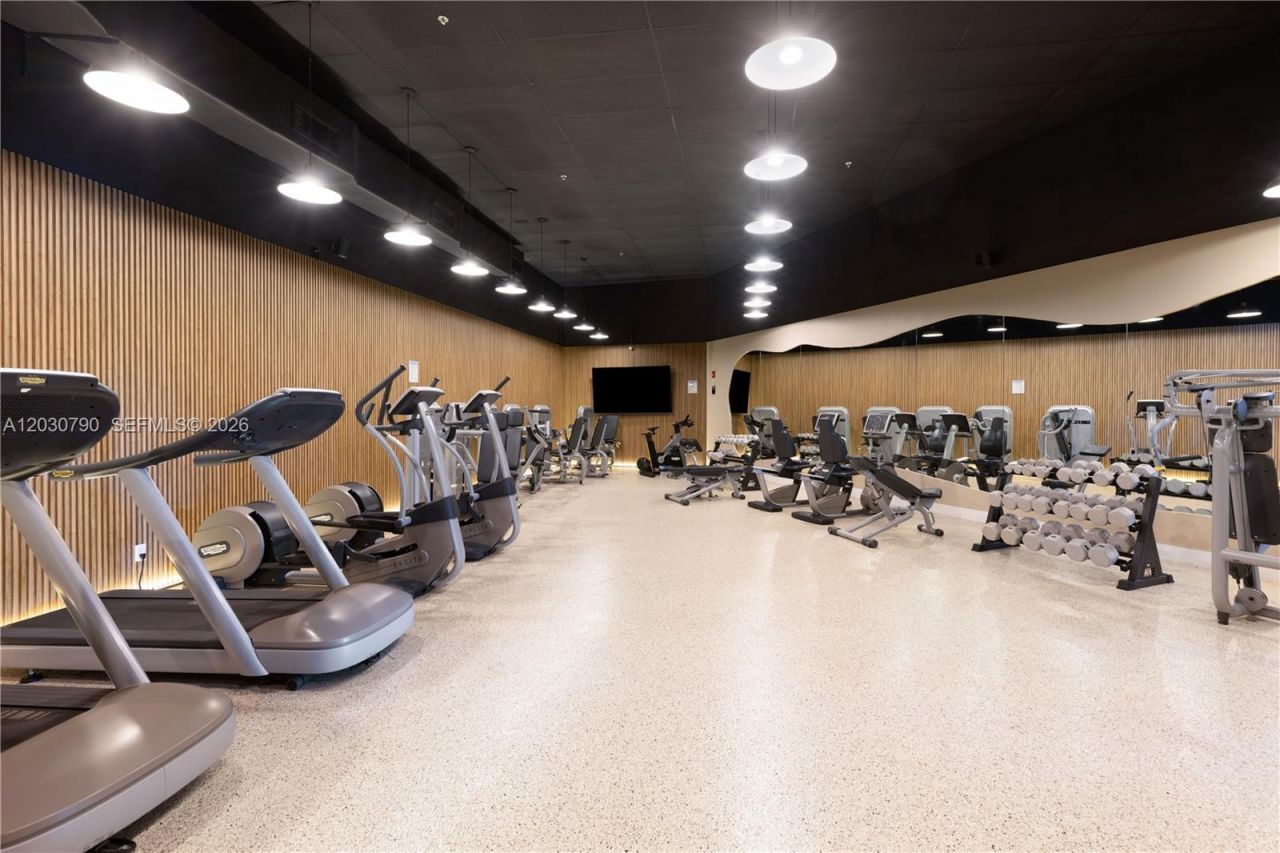 5445 Collins Ave , Unit 1506, Miami Beach, FL 33140 Photo
