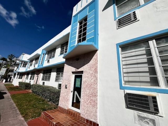601 7th St, Unit 4, Miami Beach, FL 33139 Photo