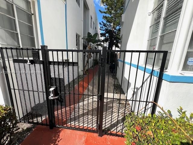 601 7th St, Unit 4, Miami Beach, FL 33139 Photo