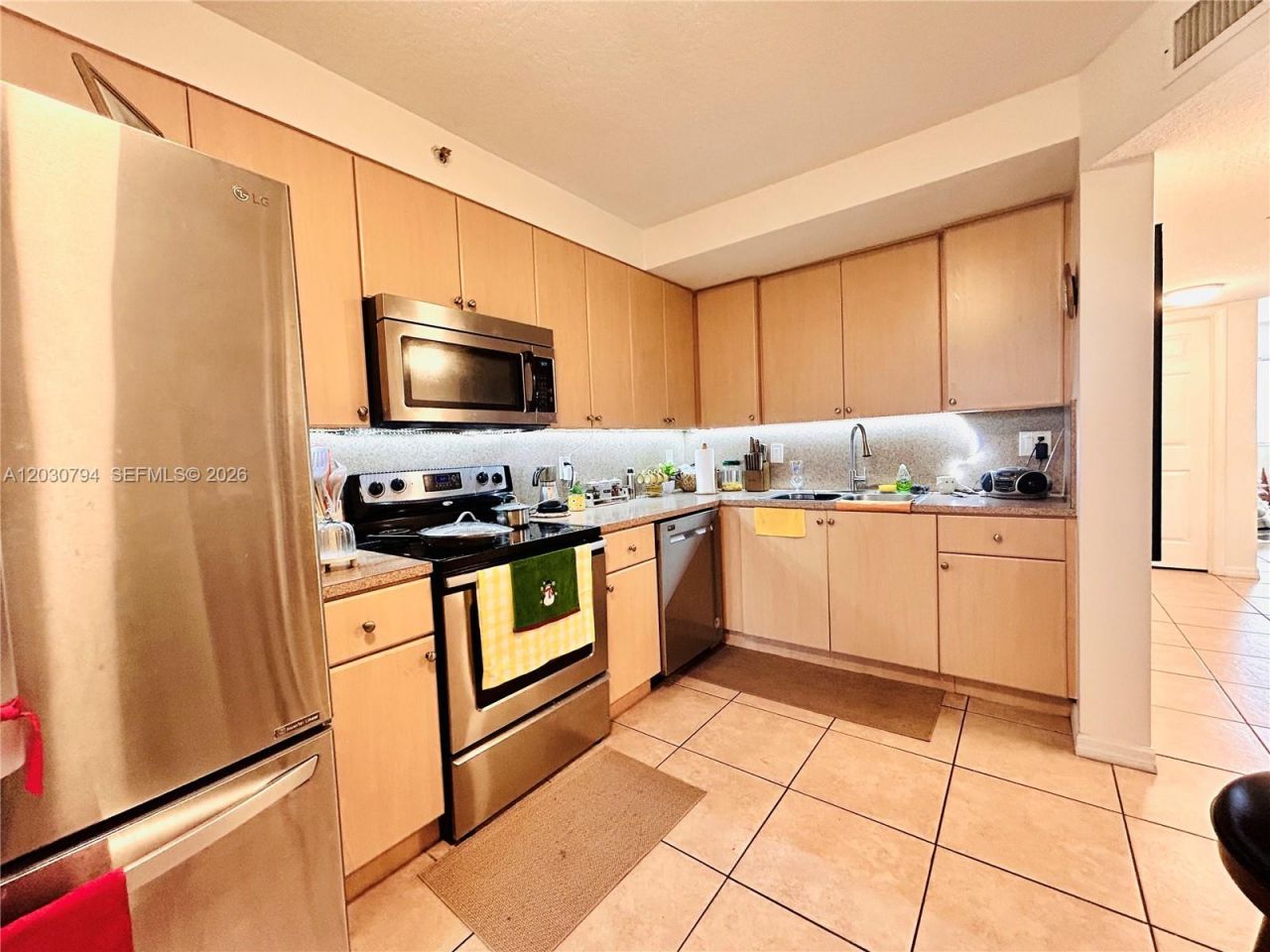 22801 SW 88th Pl , Unit 202, Cutler Bay, FL 33190 Photo