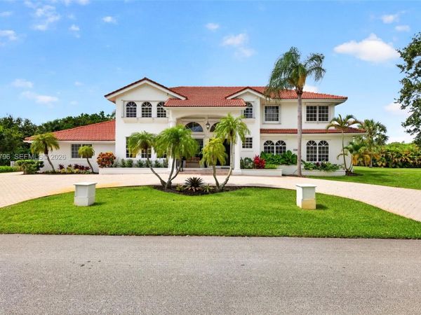 12360 SW 1st St , Plantation, FL 33325