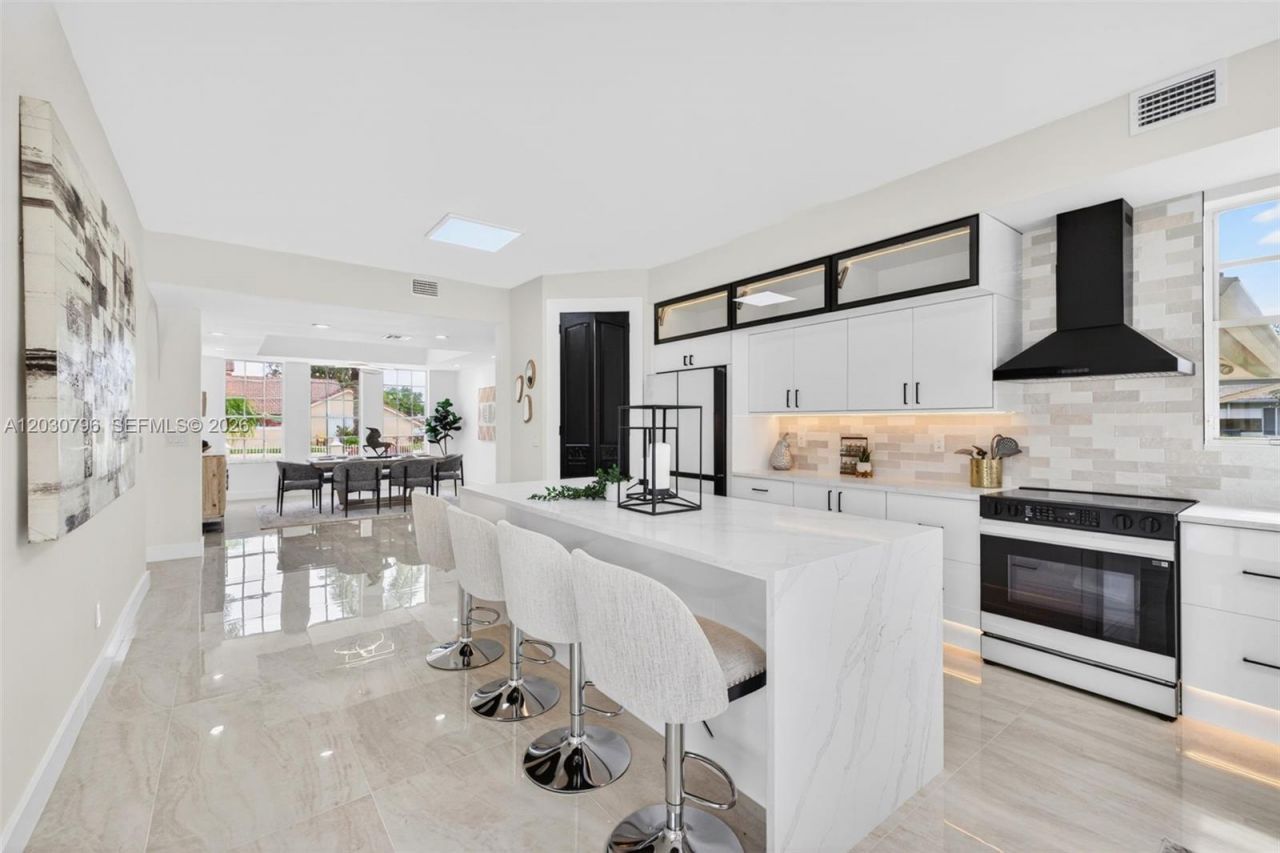 12360 SW 1st St , Plantation, FL 33325 Photo