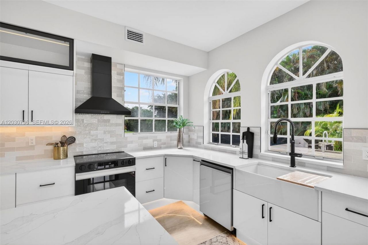 12360 SW 1st St , Plantation, FL 33325 Photo