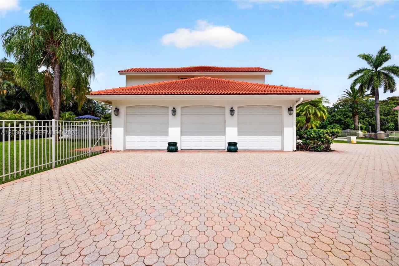 12360 SW 1st St , Plantation, FL 33325 Photo