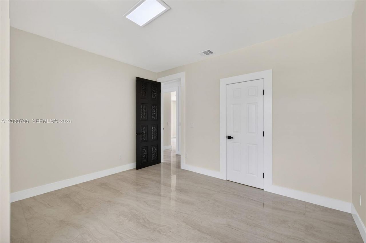12360 SW 1st St , Plantation, FL 33325 Photo