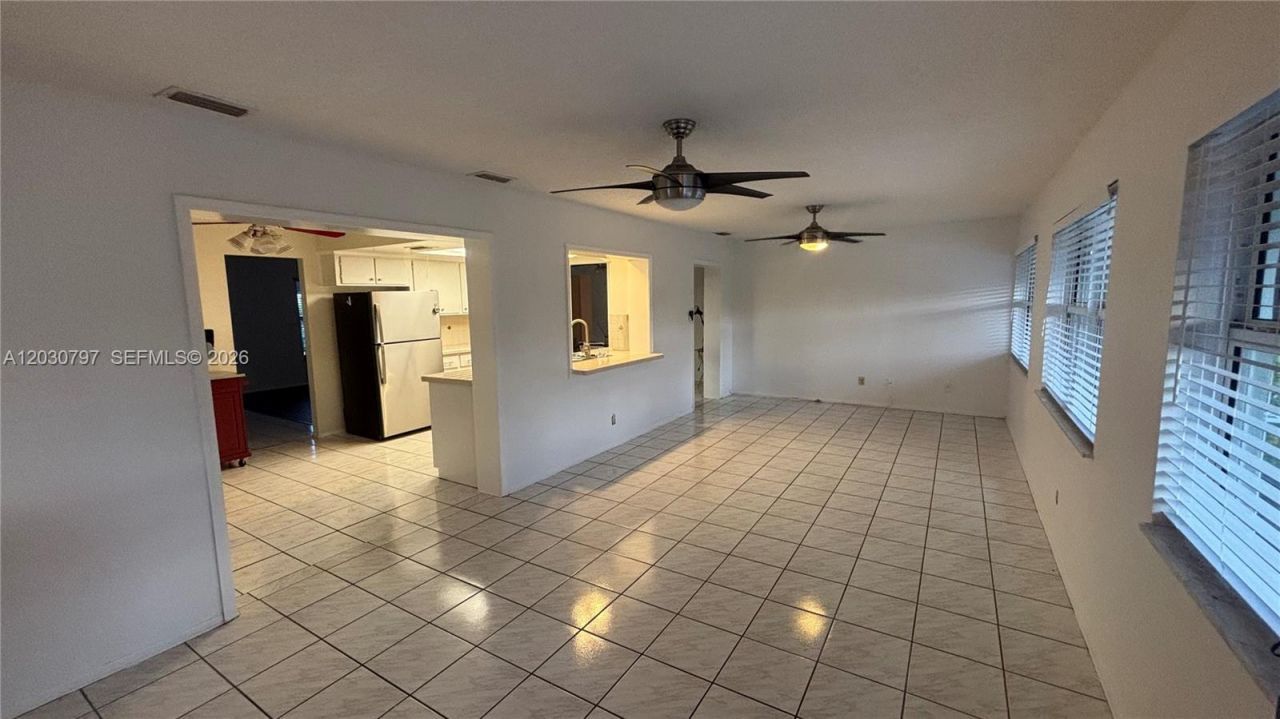 4805 NW 49th Rd , Tamarac, FL 33319 Photo