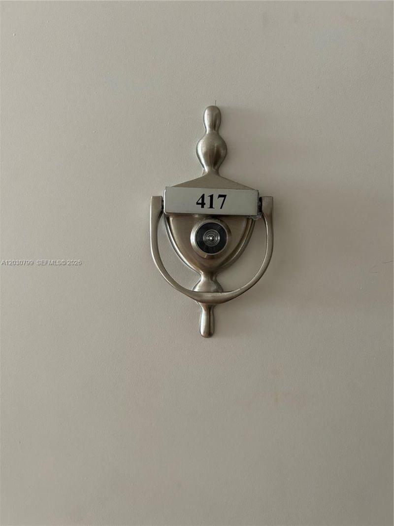 600 NE 36th St, Unit 417, Miami, FL 33137 Photo