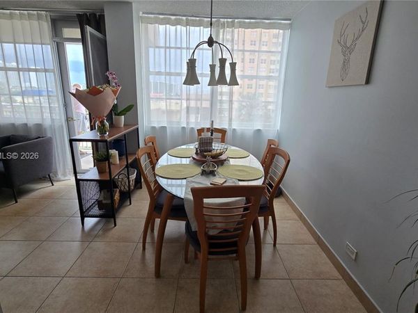 250 174th St , Unit 314, Sunny Isles Beach, FL 33160